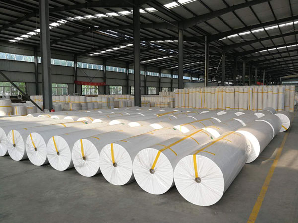 灌云狭缝式涤纶纺粘无纺布